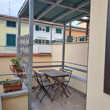 La Casa In Passeggiata - Seancity * فياريجيو