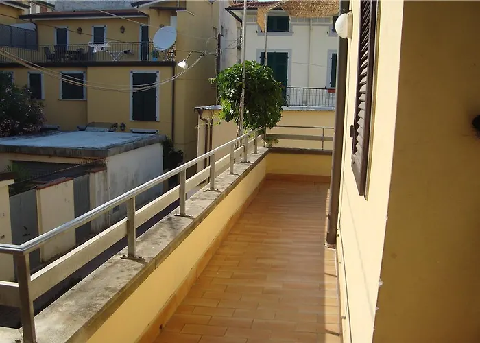 La Casa In Passeggiata - Seancity * В'яреджо